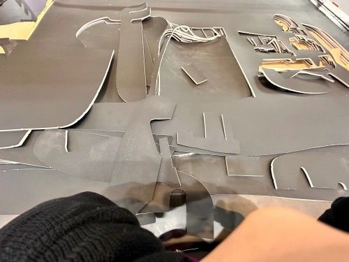 에 대한 최신 회사 뉴스 왜 유연 한 재료 를 사용 하는 경우 전통적 인 절단 방법 이 실패 합니까?