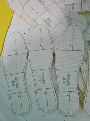 좋은 가격 브라질 신발 시장을 위한 IBON 신발 마킹 머신 온라인으로